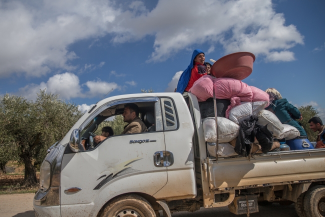 Teröristlerin zorla götürdüğü Afrin'den kaçmayı başardılar